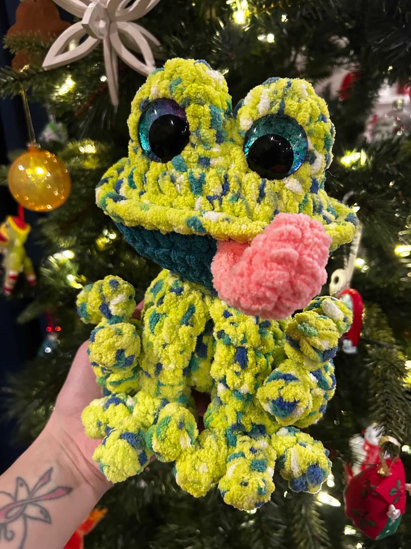 Tongue frog