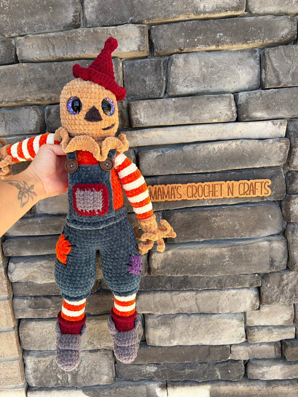 2ft tall scarecrow