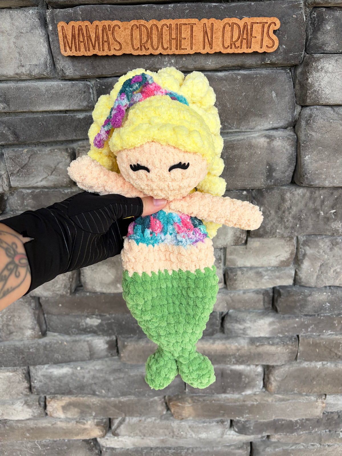 Mermaid snuggler