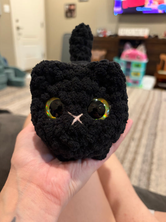 Loaf kitty