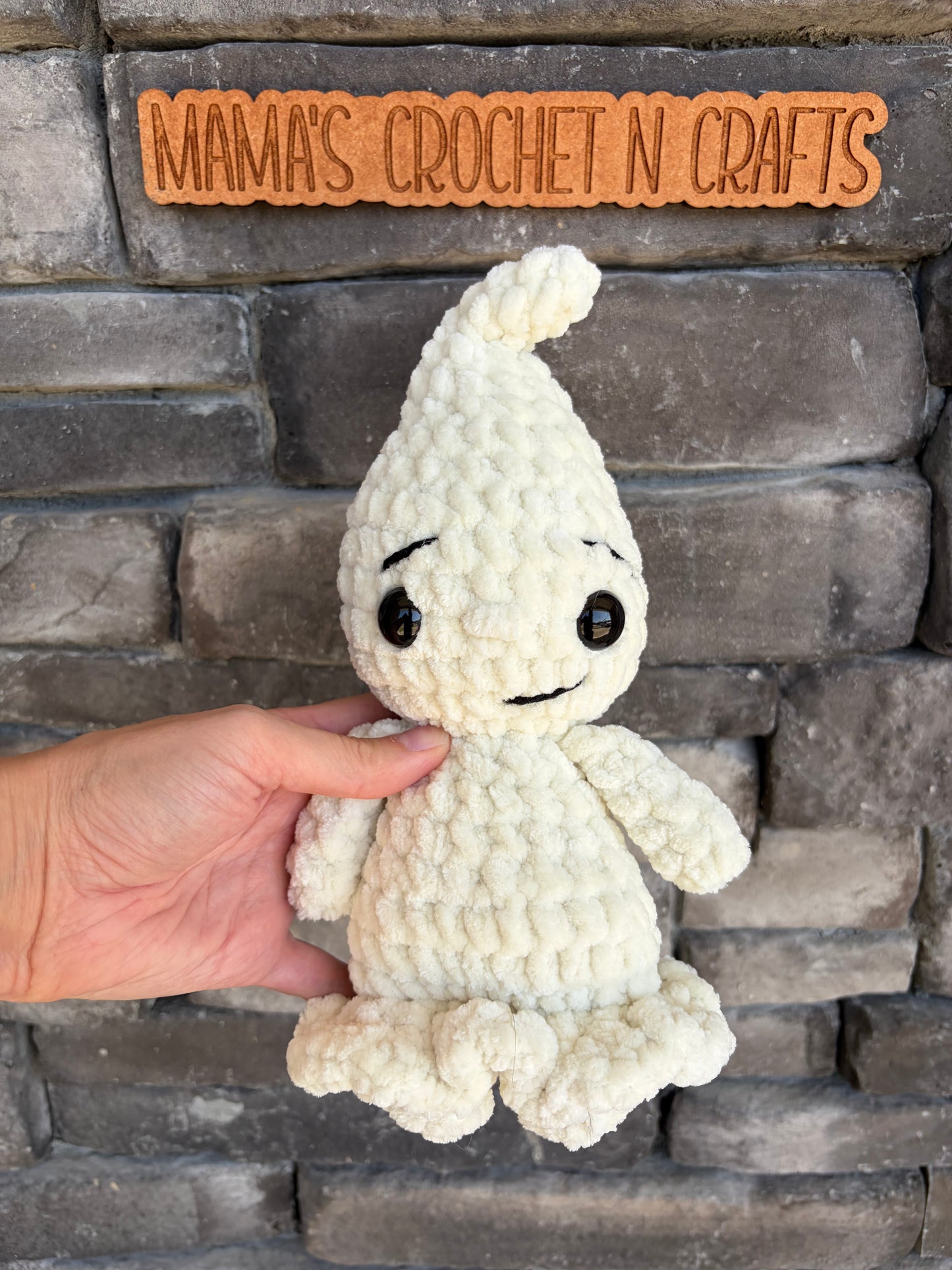 Itty belly ghost